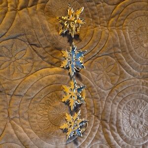 Golden Snowflake Napkins Rings, set of 4